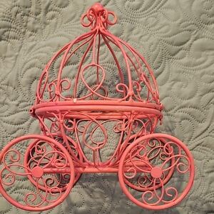 Cinderella Carriage Decorative Hot Pink Metal for Play Or Party Centerpiece